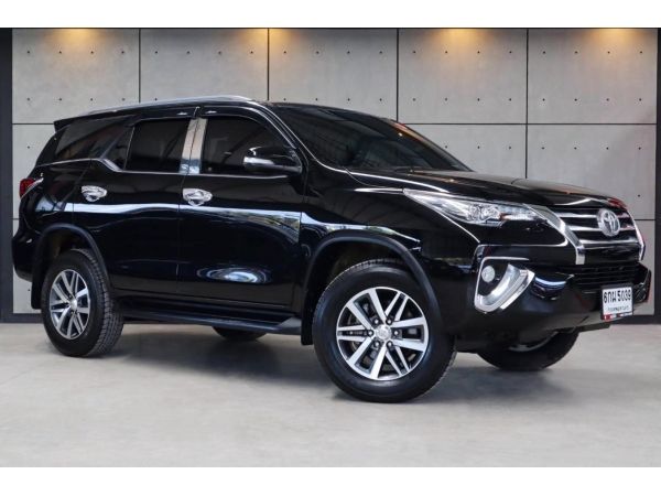 2017 Toyota Fortuner 2.4 V SUV AT (ปี 15-18) B5039
